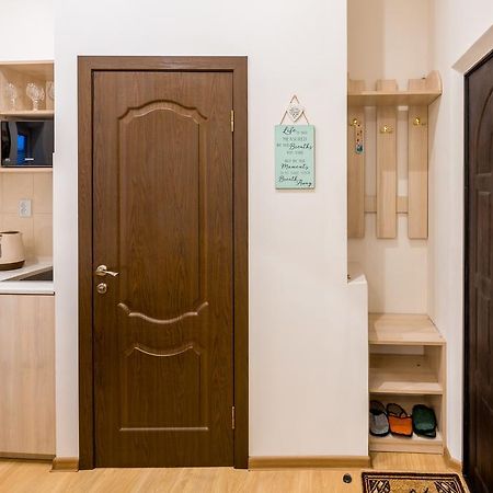 Apartment On Khmelnytskogo Street Lviv Dış mekan fotoğraf